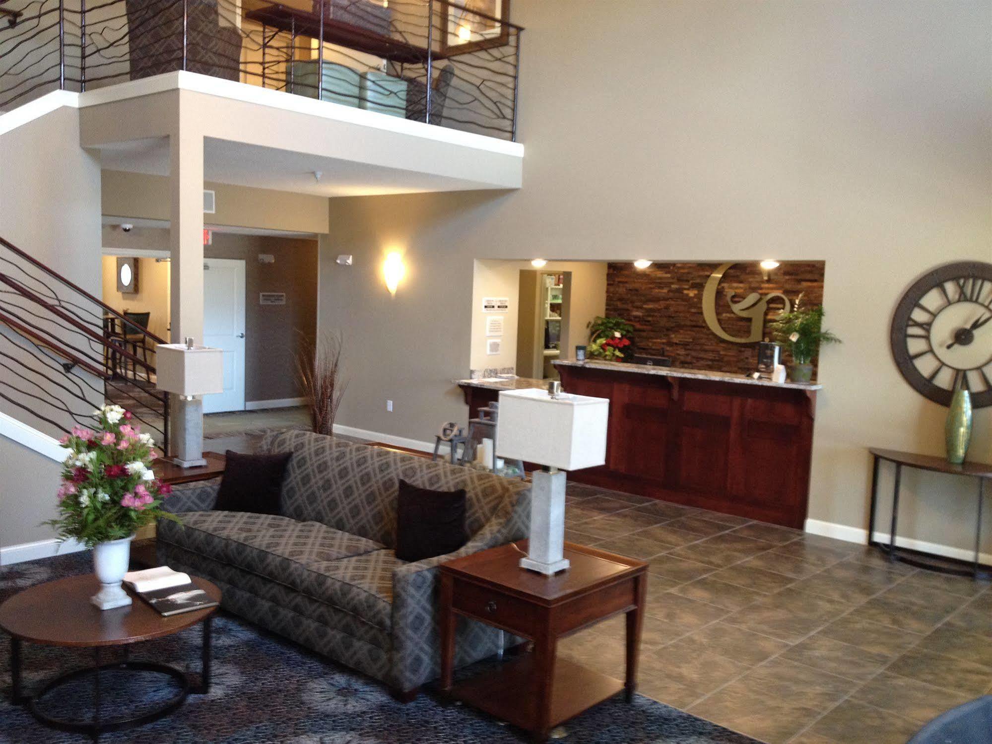 Grandstay Hotel & Suites - Glenwood Εξωτερικό φωτογραφία